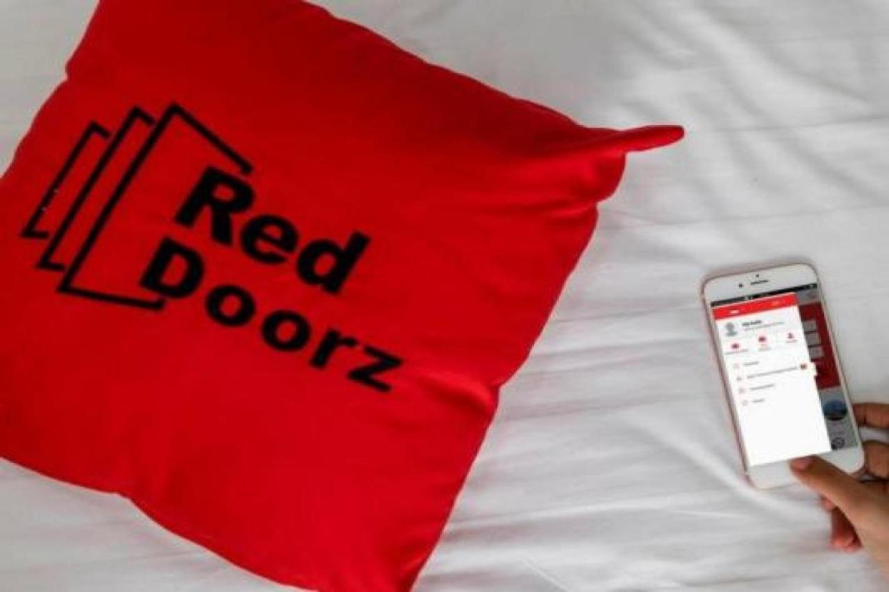 RedDoorz @ Graha Cemerlang Maros Makassar Buitenkant foto